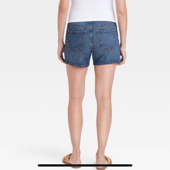 New Isabel Maternity over the belly Jean shorts - Picture 3 of 5